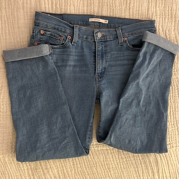 Levi’s Boyfriend Mid Rise Jeans in Lapis, size 29 - Picture 5 of 8